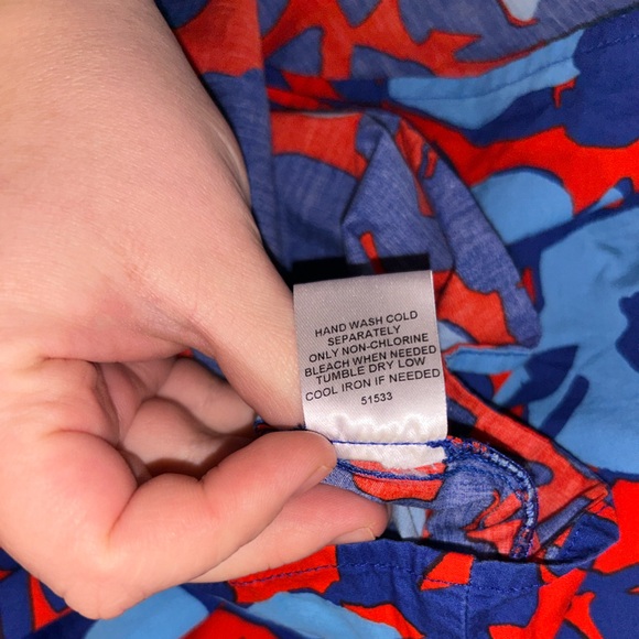 Sugarlips Floral V-Neck Ruffle Sleeve Top - Picture 6 of 6